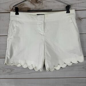 The Limited White Scalloped Hem Flat Front Shorts Size 12